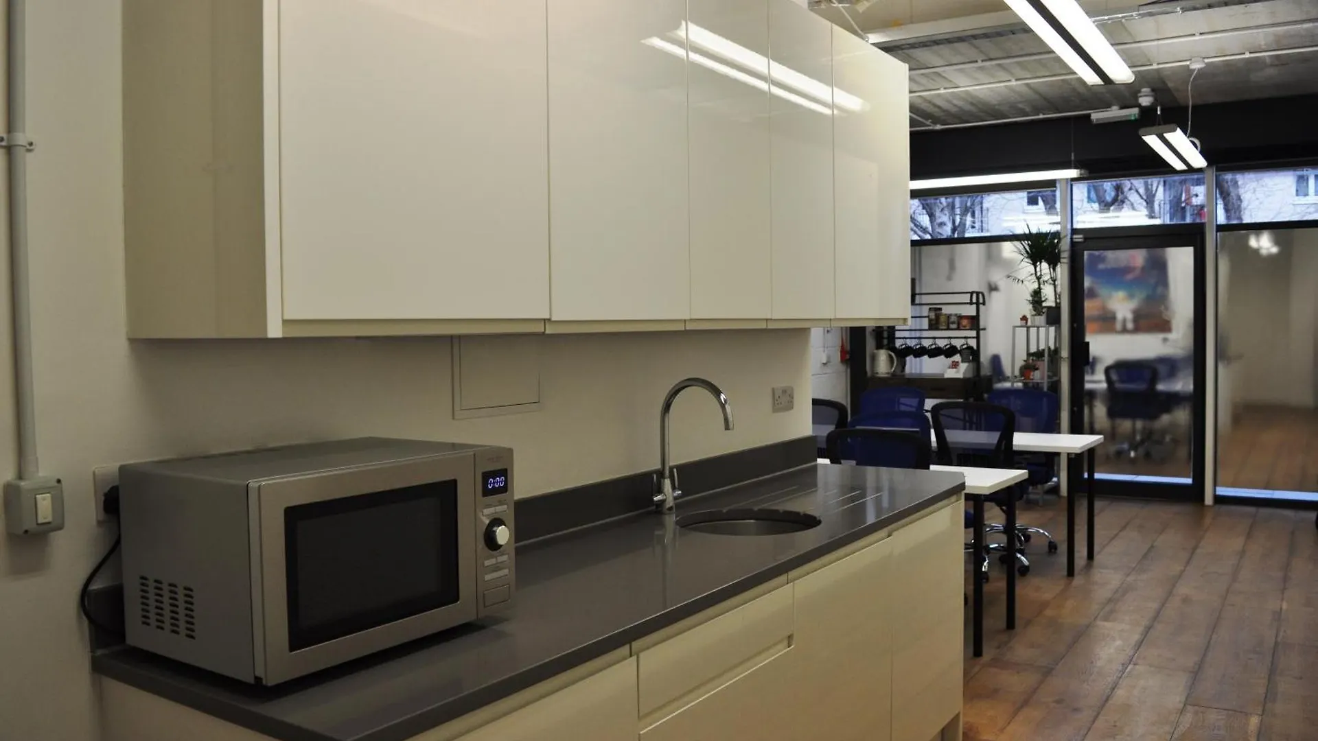 Hotel cápsula Hotel Cosmos Capsule Coworking Londres Reino Unido